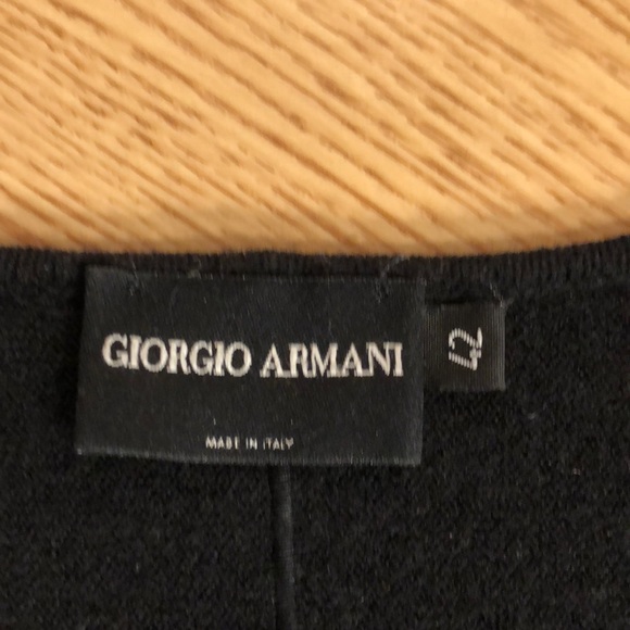 Giorgio Armani Black cashmere top - Picture 2 of 6